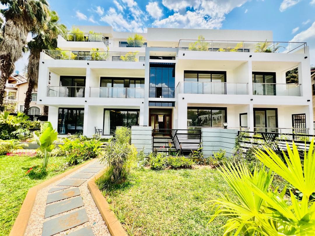 Nyarutarama beautiful fully furnished apartment for rent in a great neighborhood.